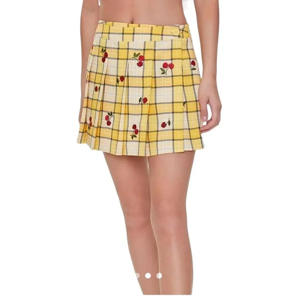 Forever 21 Yellow Plaid Cherry‎ Skort -- L